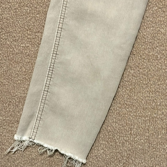 Lou & Grey jeans - Size 27 - women’s light khaki / off white pants / jeans - Picture 8 of 8